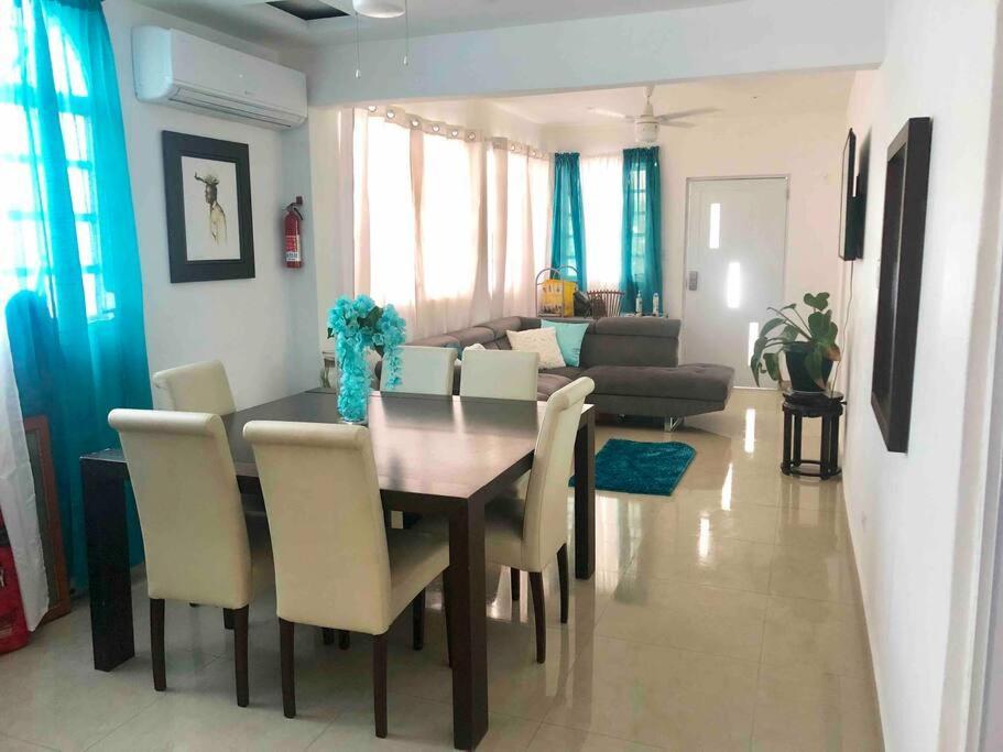 סן חואן Spacius 4Br Home In Trendy Loiza St, Near Beach מראה חיצוני תמונה